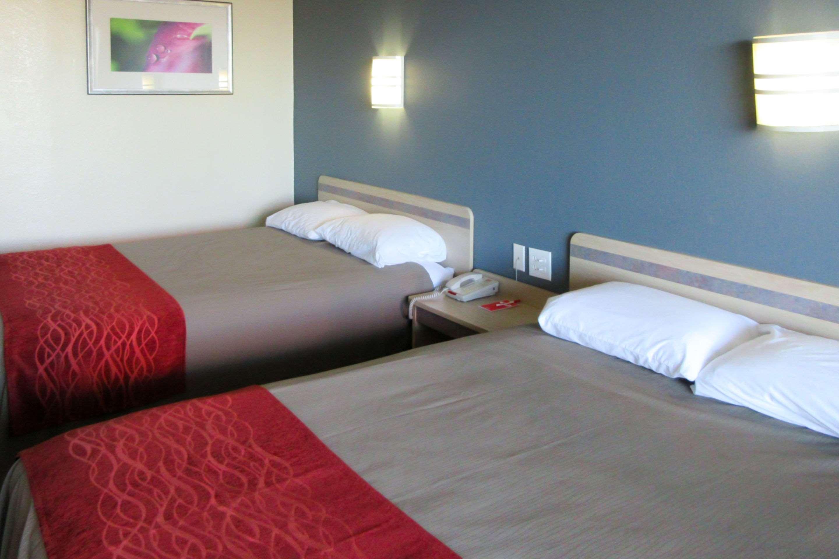 Econo Lodge Paducah West I-24 Exteriör bild